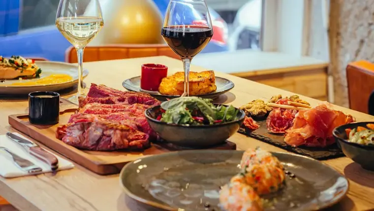 Nos meilleures adresses dans le Luberon : restos, caves & hébergements